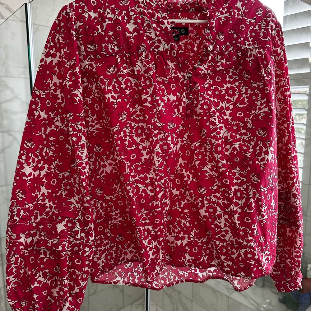 J Crew (Medium) Women's Pink Floral Blouse. puff sleeves. Worn once.